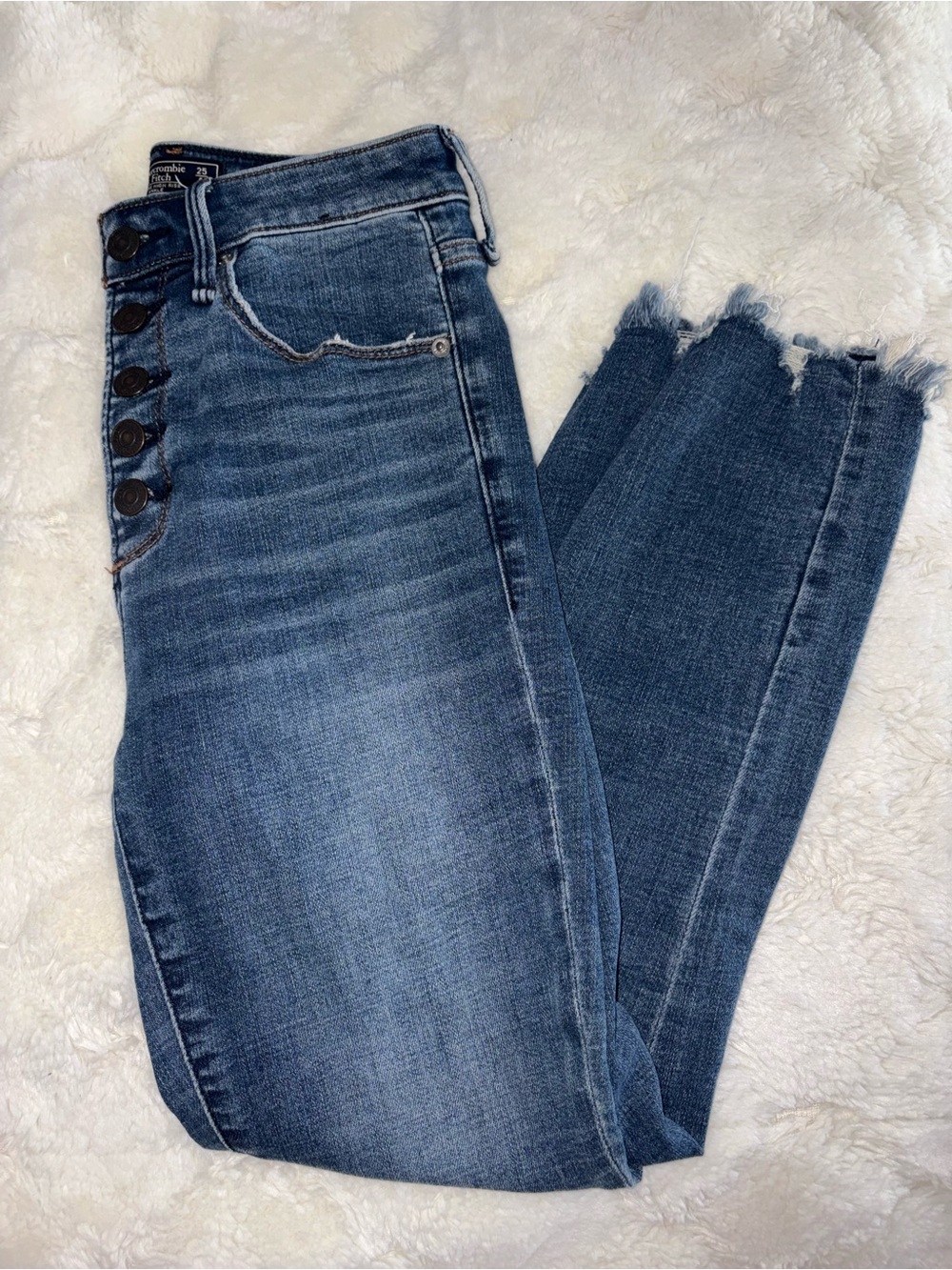 Abercrombie & Fitch Dark Blue High-Rise Skinny Jeans with Frayed Ankles